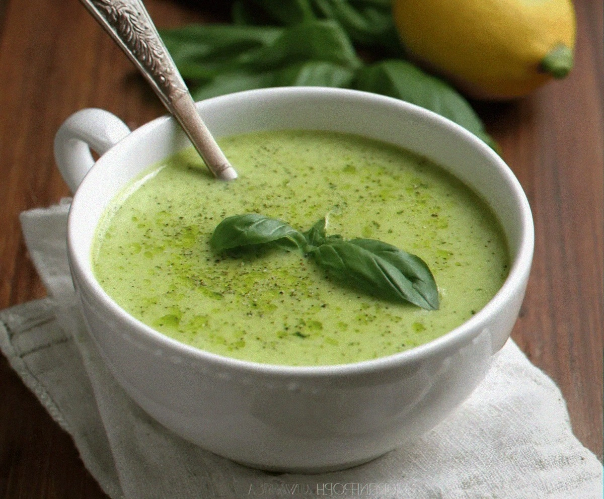 Creamy Zucchini Basil Soup