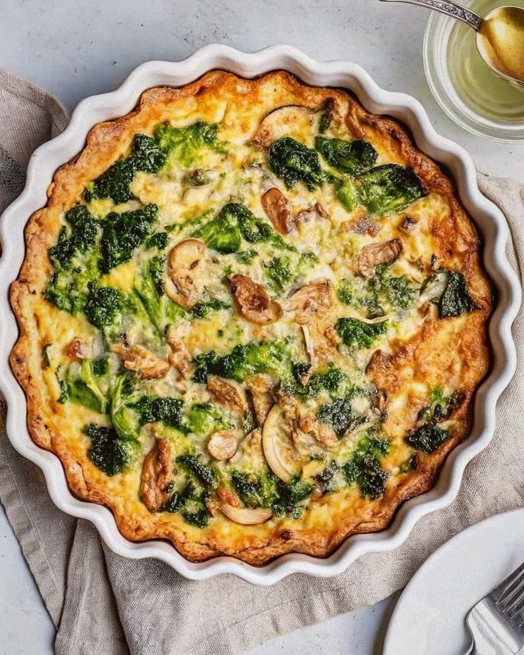 Spinach & Mushroom Quiche: A Classic Dish for Any Occasion