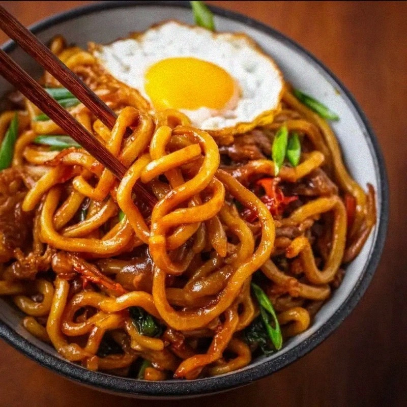 Yaki Udon: Easy 10-Minute Recipe for Dinner Tonight!